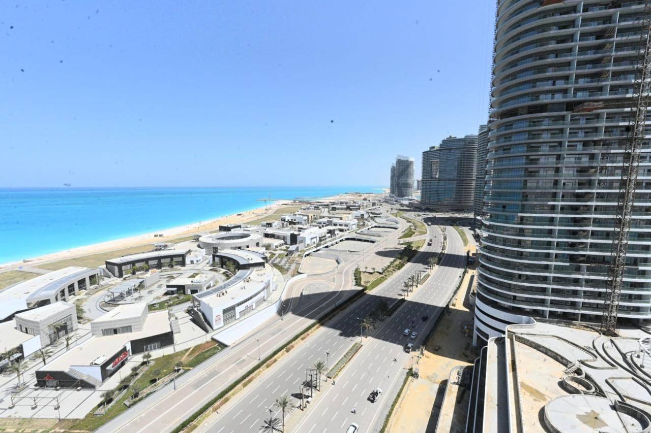 قد تكون صورة ‏‏أفق‏ و‏ناطحة سحاب‏‏